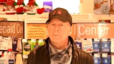 Reacția lui Bruce Willis după ce a fost dat afară dintr-o farmacie pentru că nu purta mască