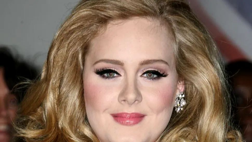 Billboard: Adele, desemnată 