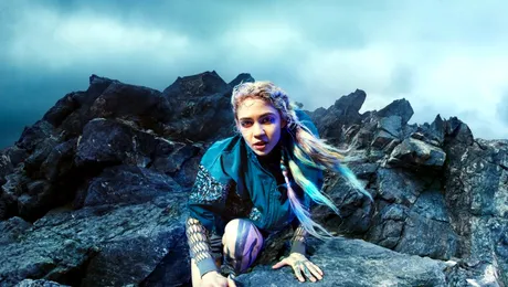 Cum a câștigat iubita lui Elon Musk 6 milioane de dolari în 20 de minute cu NFT-uri