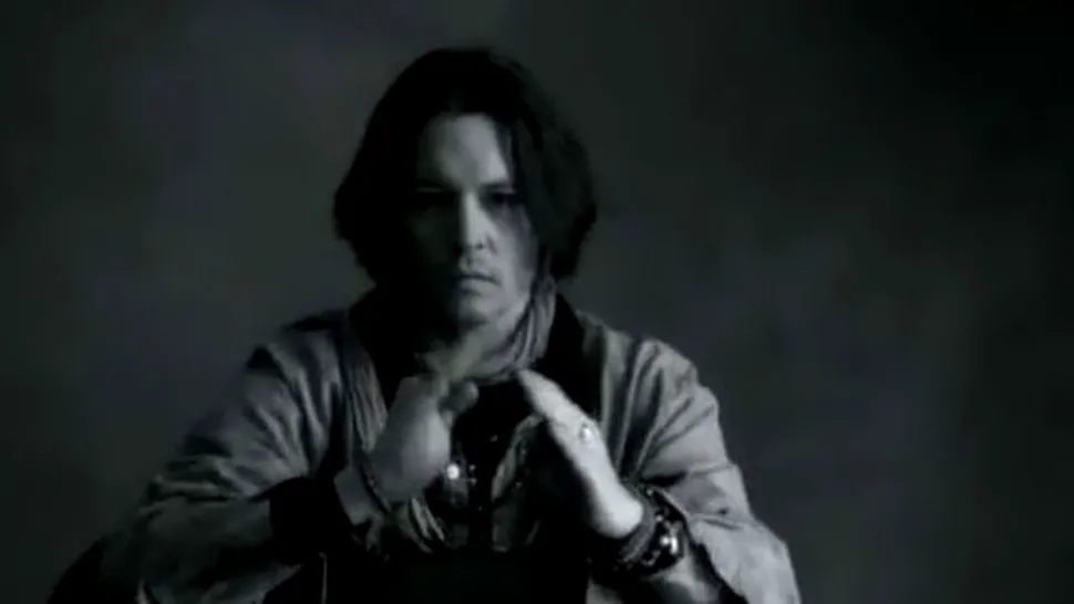 Johnny Depp și Natalie Portman comunică prin semne, în noul clip al lui Paul McCartney (Video)