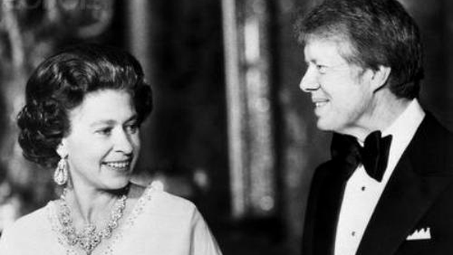 Regina Elisabeta cu James Carter (presedinte SUA: 20 ianuarie 1977 - 20 ianuarie 1981)