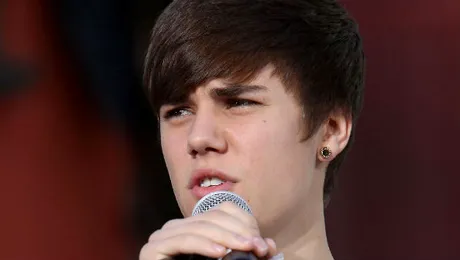 Noul single Justin Bieber, “Boyfriend”, a atacat Internetul