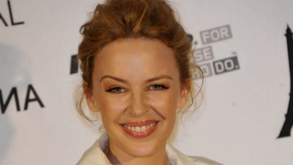 Kylie Minogue s-a despărţit de iubitul ei