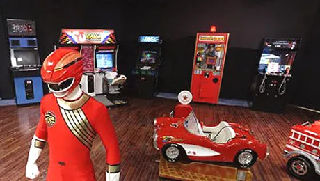 Vezi super colectia de jocuri si jucarii a lui Michael Jackson!