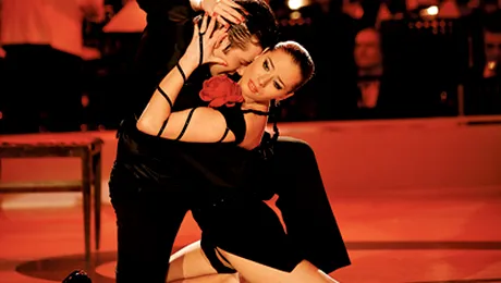 Laura Cosoi şi Bogdan Boantă – Totul despre eleganţă