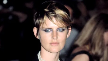 Top-modelul Stella Tennant, muza lui Karl Lagerfeld, a murit la 50 de ani