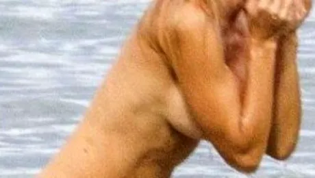 A fost REGINA Hollywood-ului. Acum a şocat lumea când s-a dezbrăcat!