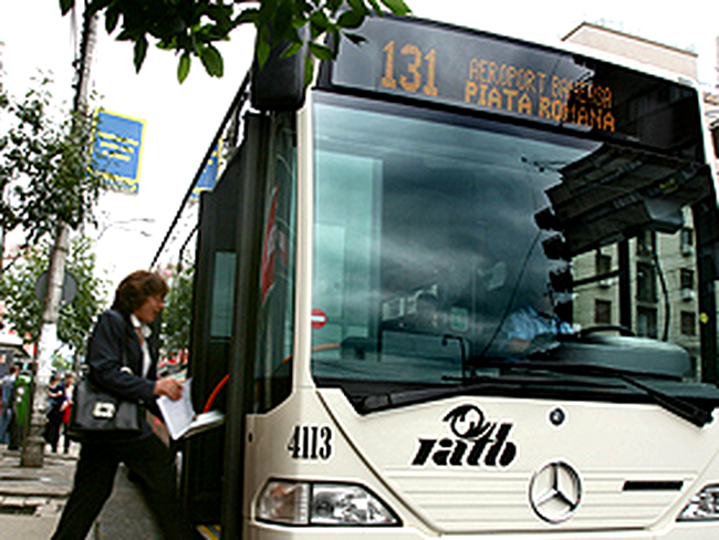 Autobuz Mercedes, in dotarea RATB