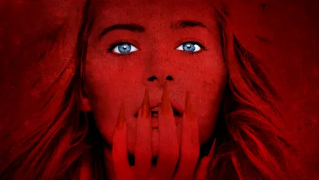 Laura Cosoi, o vrăjitoare posedată