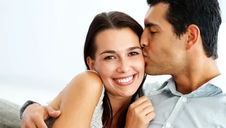 Bărbații frumoși sunt mai amuzanți