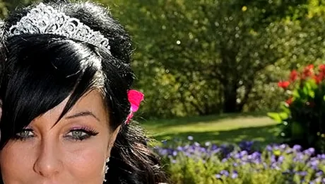 O britanică a părăsit trei bărbați înaintea nunții și s-a măritat cu o femeie