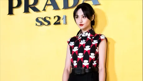 Prada încheie relația cu actrița Zheng Shuang, după ce aceasta și-ar fi abandonat bebelușii