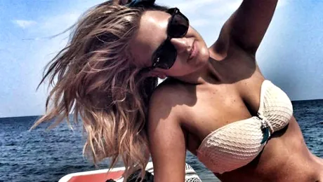 Fata lui Oreste, goală în jacuzzi! – FOTO în articol