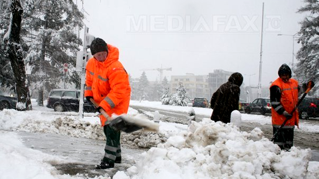 În curând, și rugbiștii vor ajuta la deszăpezirea Capitalei