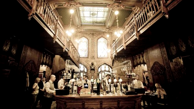 interior Caru cu bere