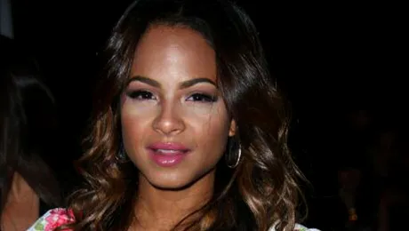 Christina Milian dă volumul mai tare în viaţă şi în carieră în emisiunea „Christina Milian Turned Up”