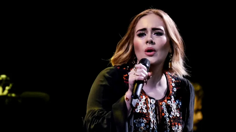 Albumul „30” al cântăreţei Adele, vânzări record în SUA pe parcursul unei săptămâni 