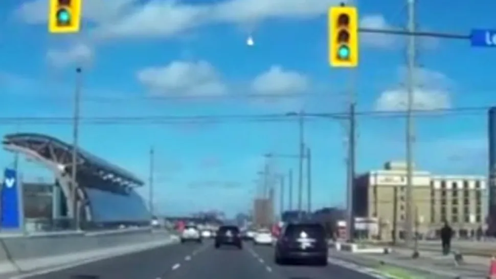Un meteorit a explodat în Canada! VIDEO