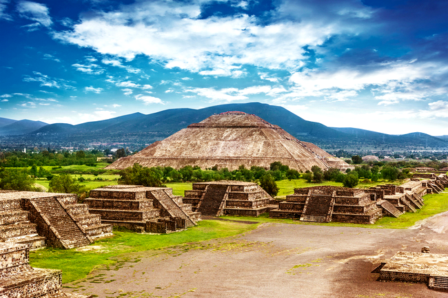 Piramidele de la Teotihuacan, Mexic