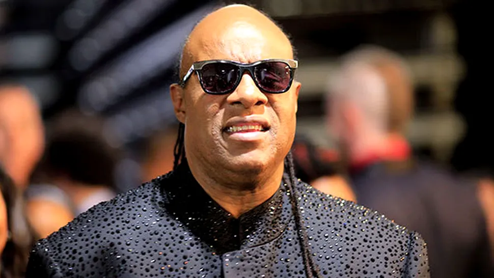 Stevie Wonder, tată de tripleţi la 64 de ani