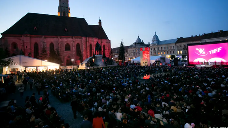 TIFF 2015: Circa 2.500 de persoane la gala de deschidere, în Piața Unirii din Cluj-Napoca