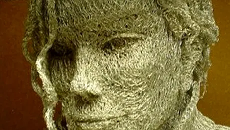 Incredibile sculpturi ale celebritatilor realizate din sarma de gard! (Poze)