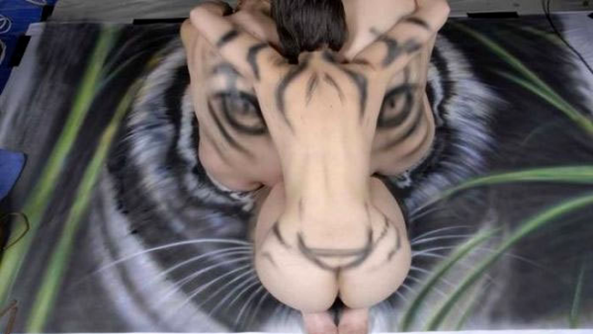 Ce poti face cu trei fete