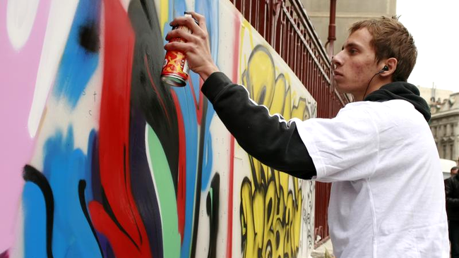 Grafitti la Politia Capitalei