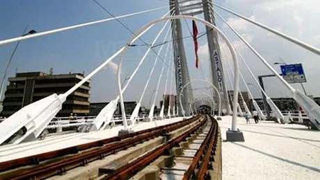 Pasajul Basarab a fost deschis traficului auto