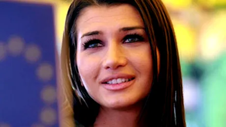 EBA face alba-neagra cu marijuana