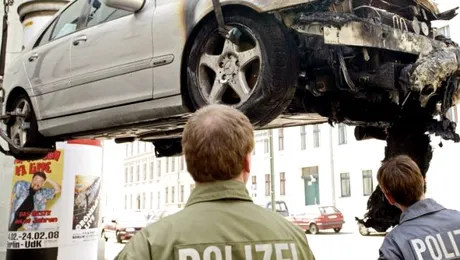 A incendiat 67 de masini de lux pentru ca era… frustrat!