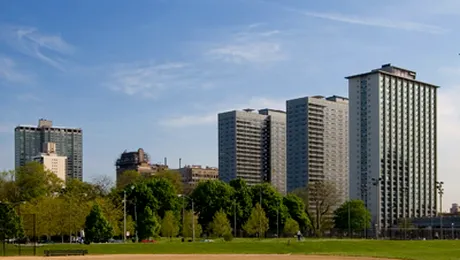 Una se aproba in Primarie si alta se construieste pe teren