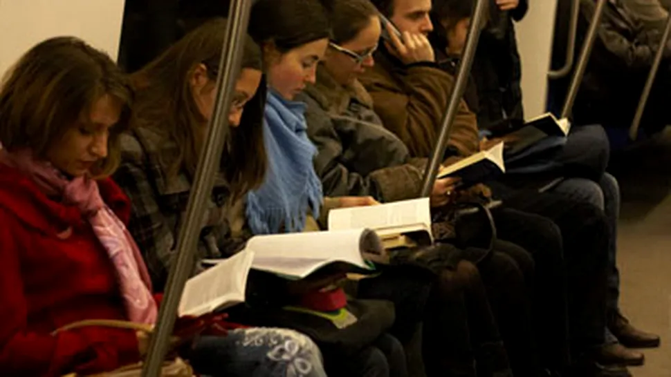 Diseara, bucurestenii citesc la metrou. Vino si tu!