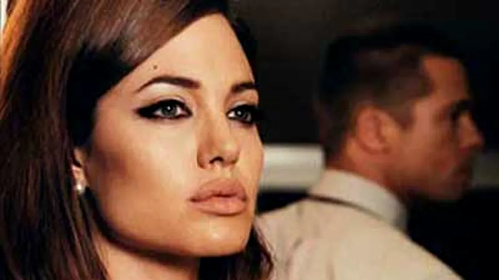 Angelina Jolie si Brad Pitt isi spun adio!