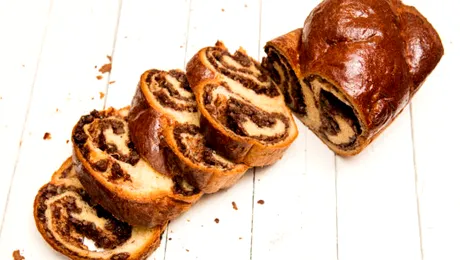 REŢETĂ: Cozonacul lui Scărlătescu, ideal pentru Sărbătorile Pascale – FOTO