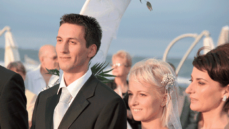 Cosmin Stan s-a cununat la malul mării