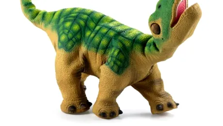 PLEO, roboțelul care suferă când îl maltratezi (Video)