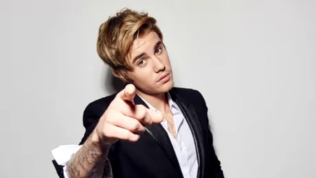 Justin Bieber “se face de râs” şi la noi!
