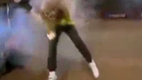 Atentie: Cad reporteri! (Video)