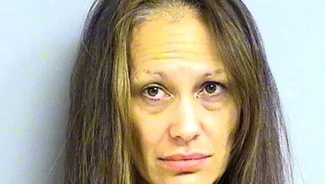 O femeie din SUA a fost prinsa in timp ce isi prepara metamfetamina in supermarket