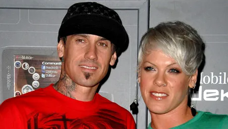 Pink este insarcinata!