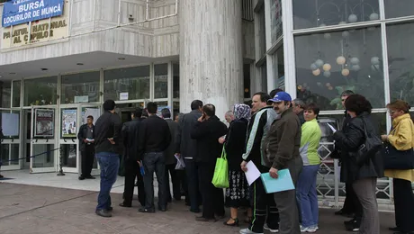 POZA ZILEI: Bursa locurilor de munca, in imagini