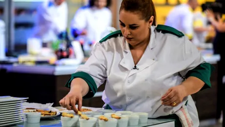 Porţie de adrenalină la „Chefi la cuţite”: bucătarii gătesc pentru un juriu de bikeri