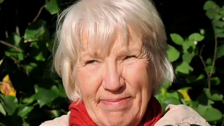 De 16 ani trăiește fără bani pentru că așa și-a dorit