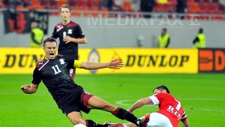 Dinamo a învins Rapid cu 2-1