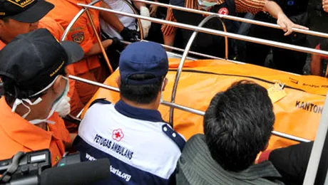 Explozii ucigase la doua hoteluri de lux din Indonezia (VIDEO)