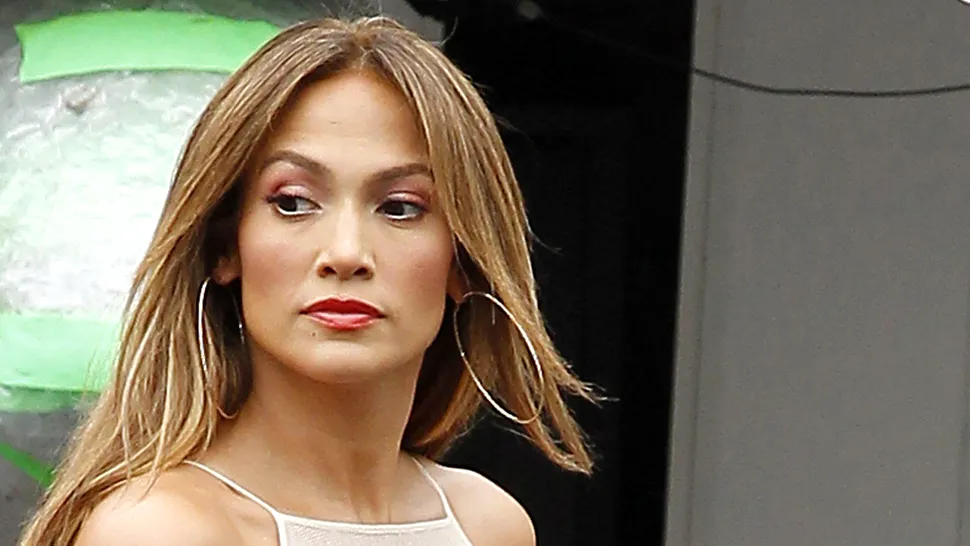 Jennifer Lopez vrea să devină mamă adoptivă