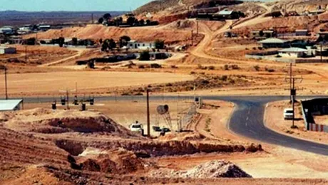 Orașul unde oamenii locuiesc sub pământ