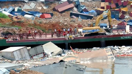 Dorele ce-ai facut nene, ai rupt faleza? (Video)