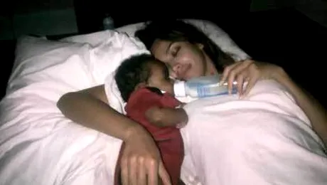 Mădălina Ghenea este mama unui copil din Haiti